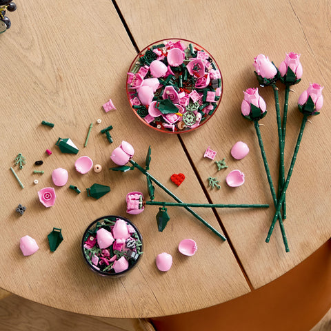 LEGO Botanicals Bouquet of Pink Roses 10374