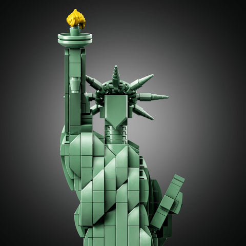 LEGO Architecture Statue of Liberty Building Kit 21042 