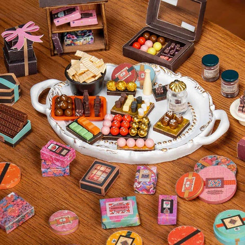 Henry's Chocolate DIY Miniature House DG174