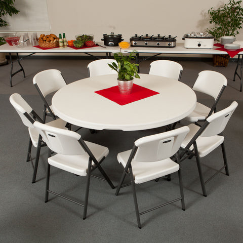 Round table in use